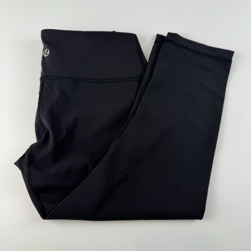 Lululemon Black Cropped Athletic Leggings Womens Size 4 Yoga Training Pants